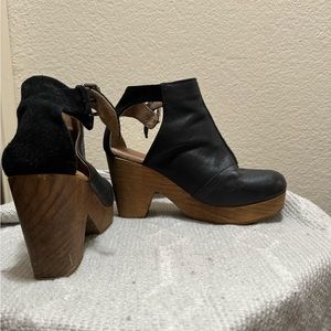 free people clogs